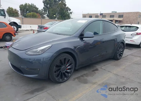 2022 Tesla Model Y Performance Dual Motor All-Wheel Drive from USA, damaged, VIN 7SAYGDEF3NF408135